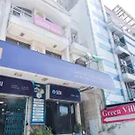 Hotel Green Villa - Near Anand Vihar Station