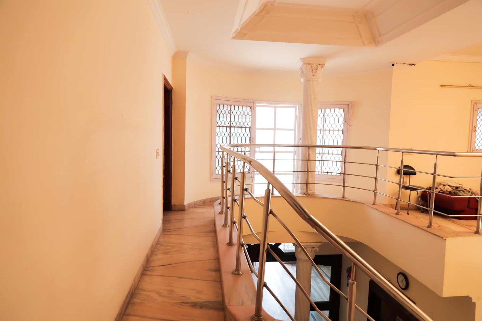 - Near Anand Vihar Station Hotel